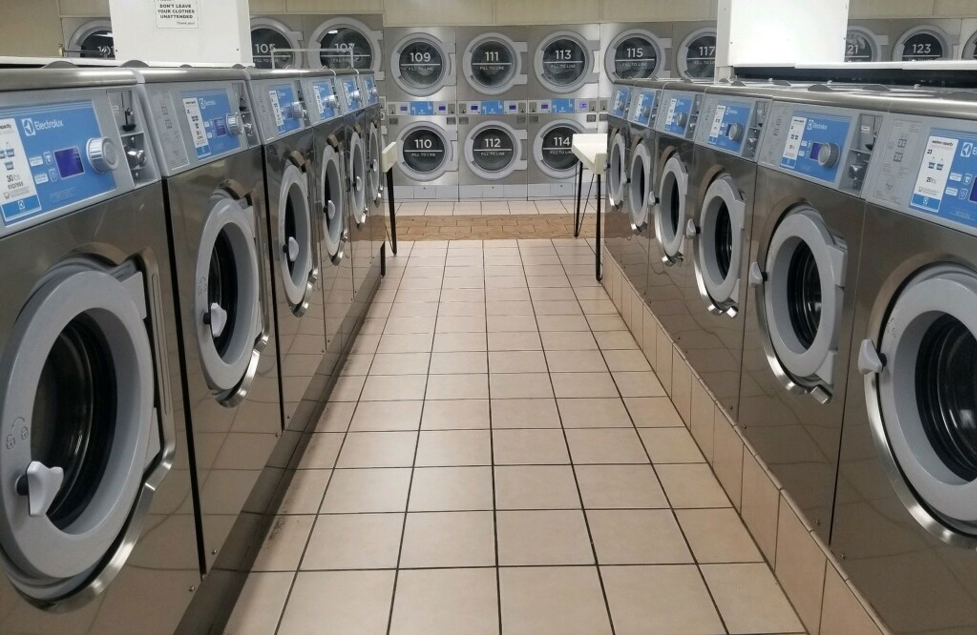 Laundromat Near 65731